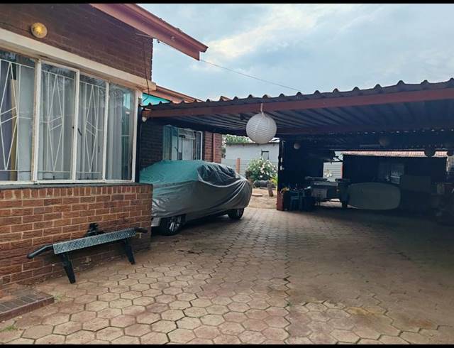 3 BEDROOM HOUSE FOR SALE IN WEST PARK